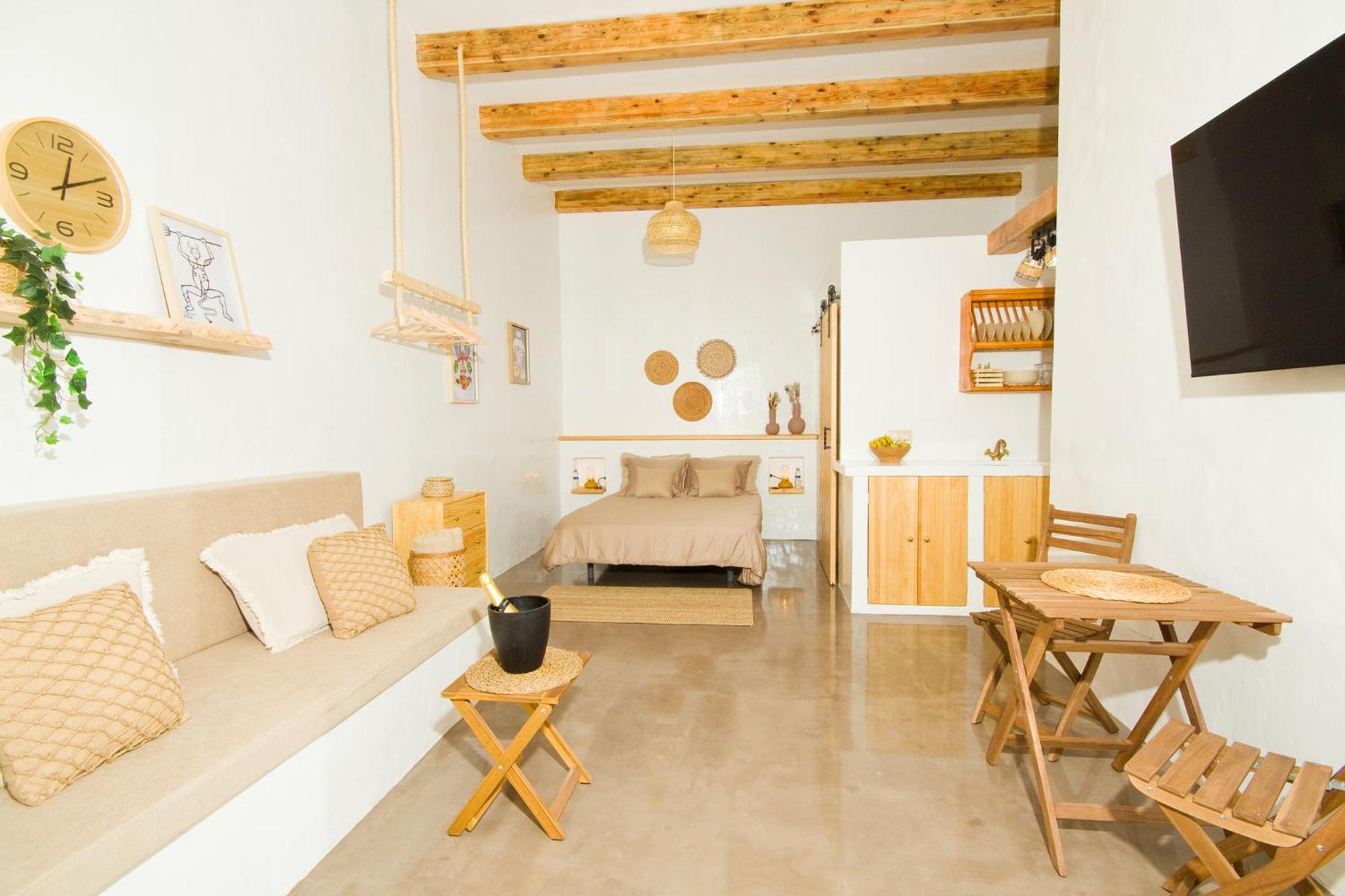 El Charco Lofts - By Az *